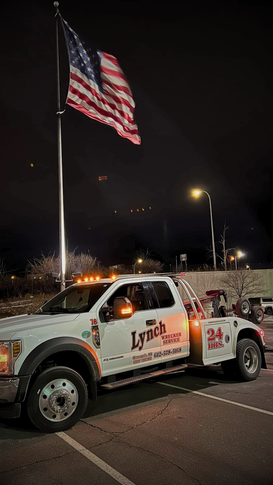 Lynch Wrecker Service heavy duty towing in Minneapolis